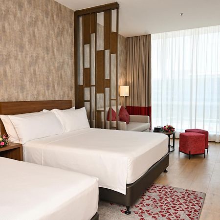 Comfort Hotel Riyadh Olaya Esterno foto