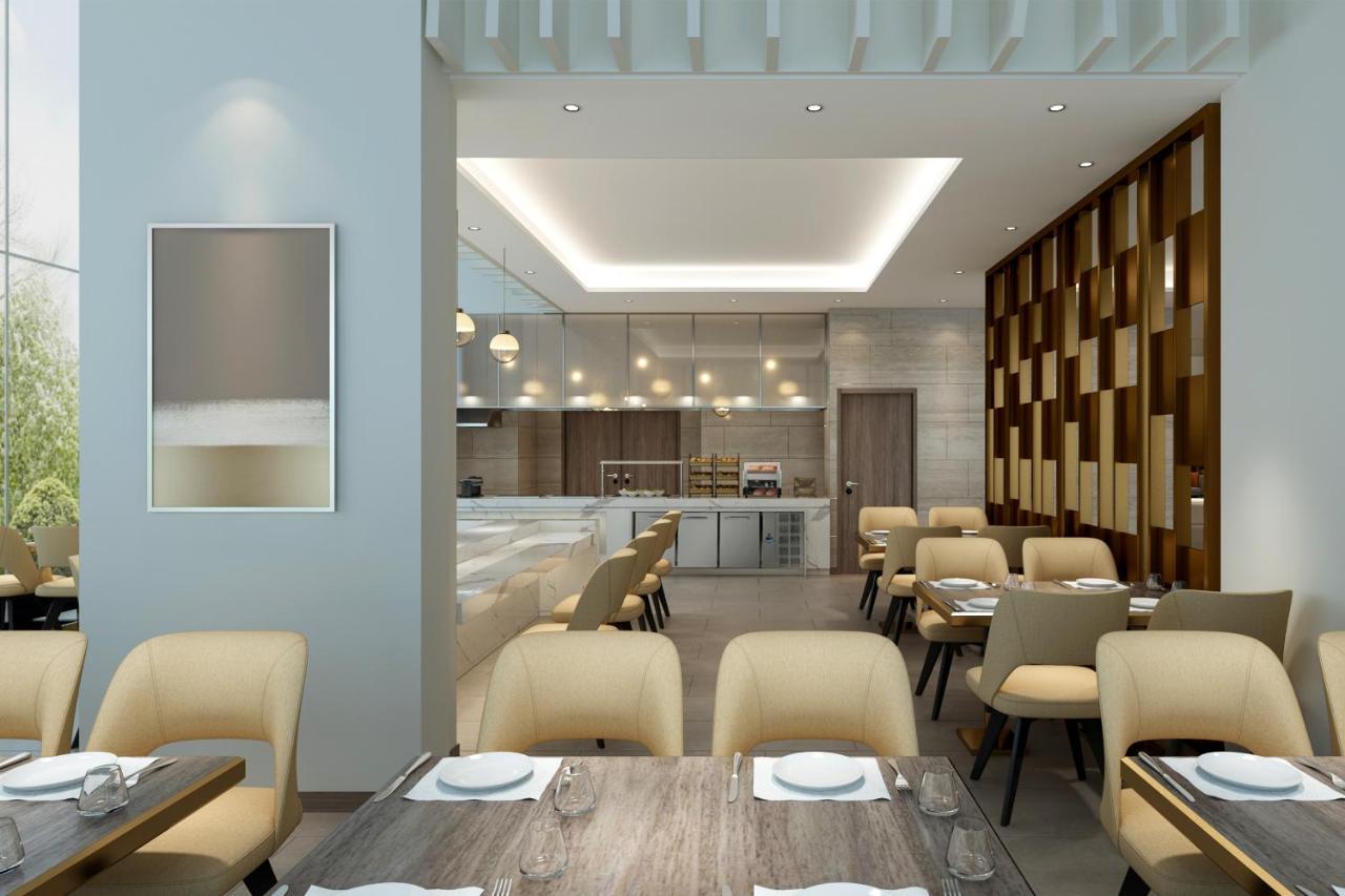 Comfort Hotel Riyadh Olaya Esterno foto