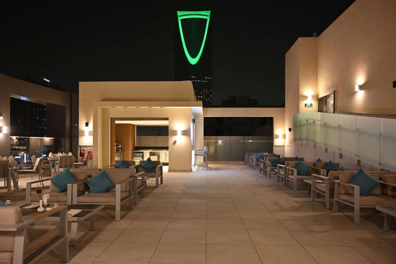Comfort Hotel Riyadh Olaya Esterno foto