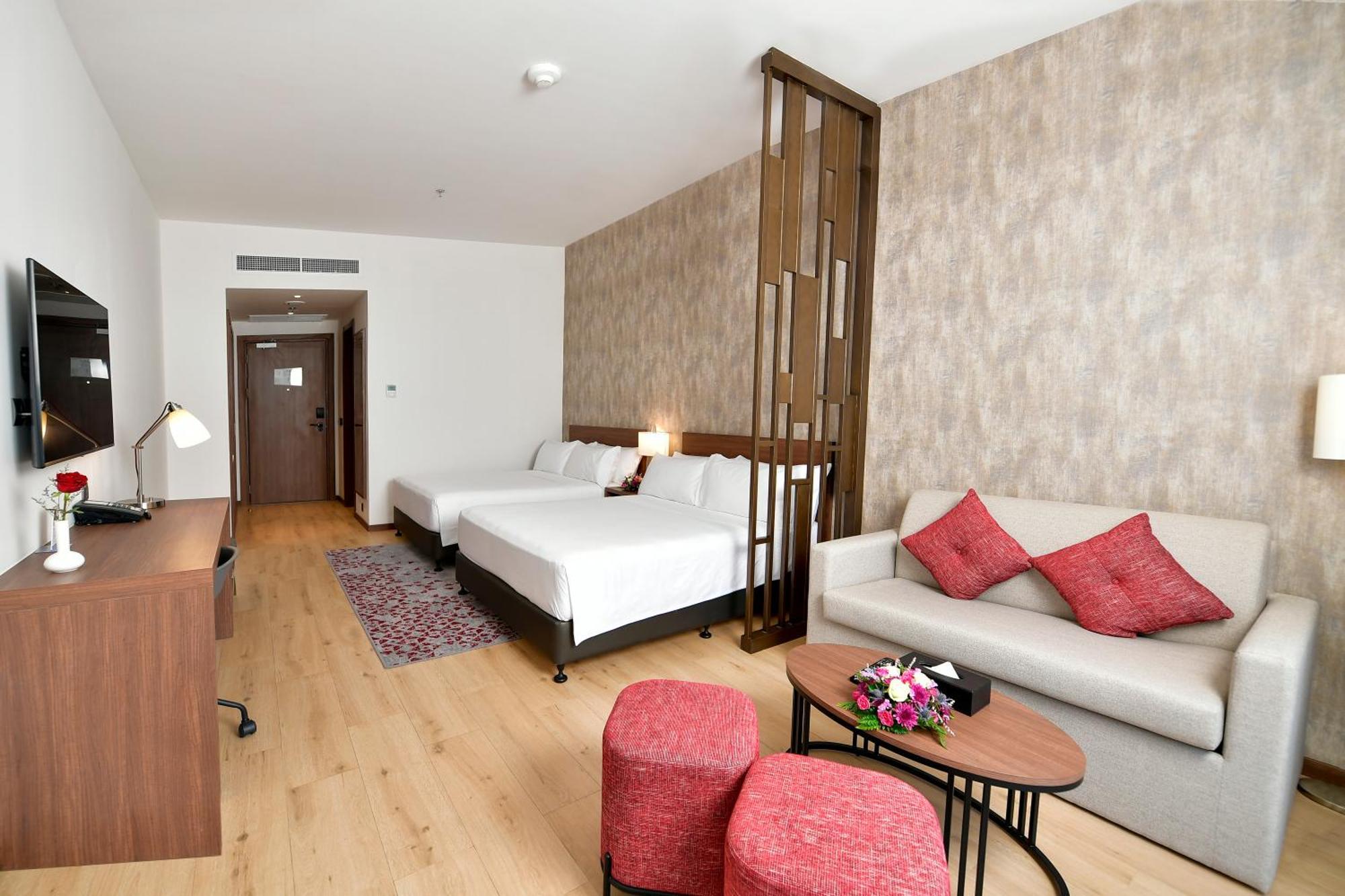 Comfort Hotel Riyadh Olaya Esterno foto