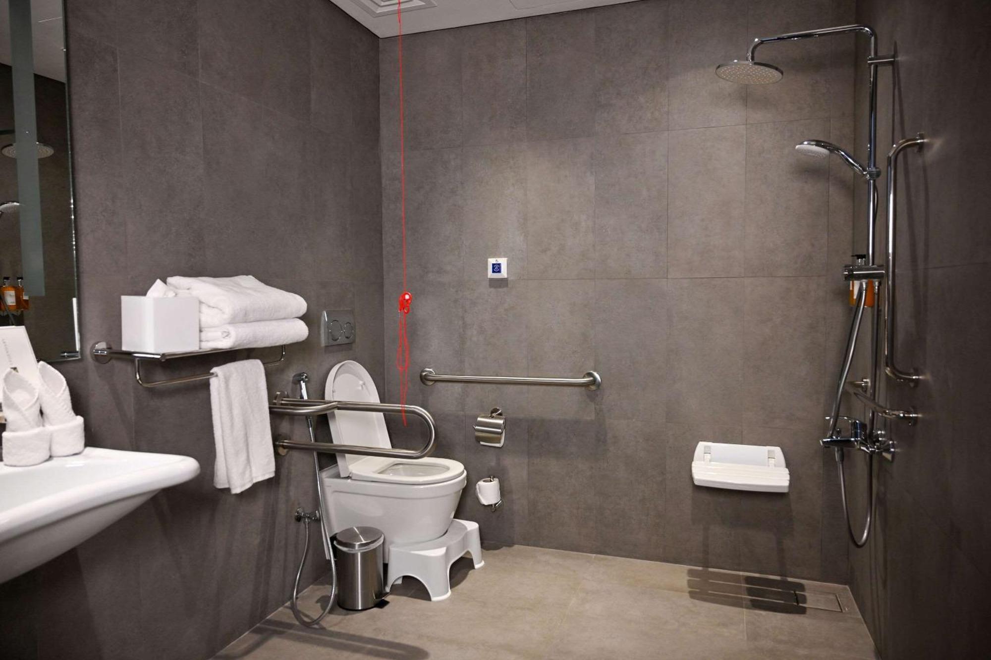 Comfort Hotel Riyadh Olaya Esterno foto