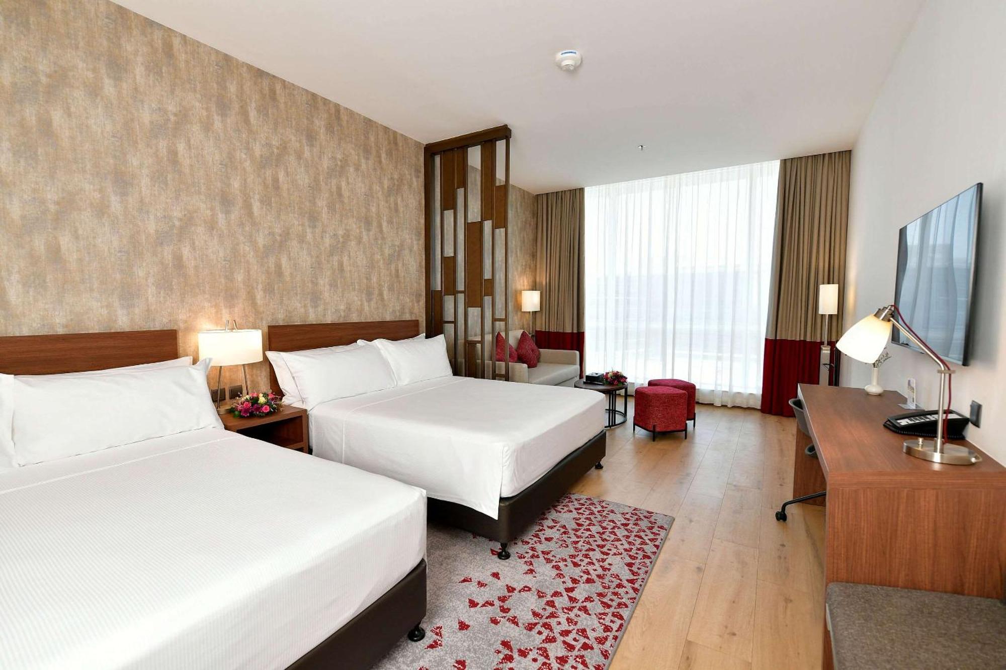 Comfort Hotel Riyadh Olaya Esterno foto