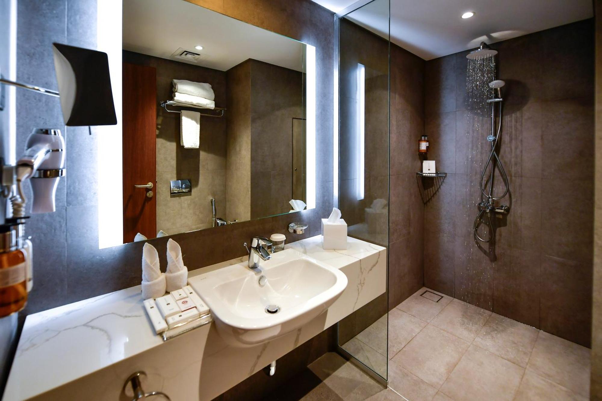 Comfort Hotel Riyadh Olaya Esterno foto